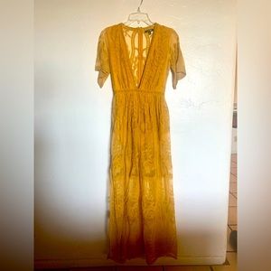 Fashion nova mustard colored lace dress